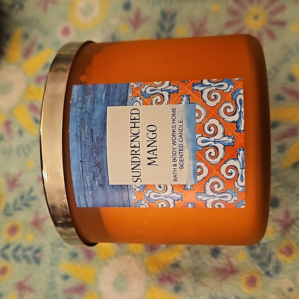 Sundrenched Mango Bath and Body Works 3 wick candle